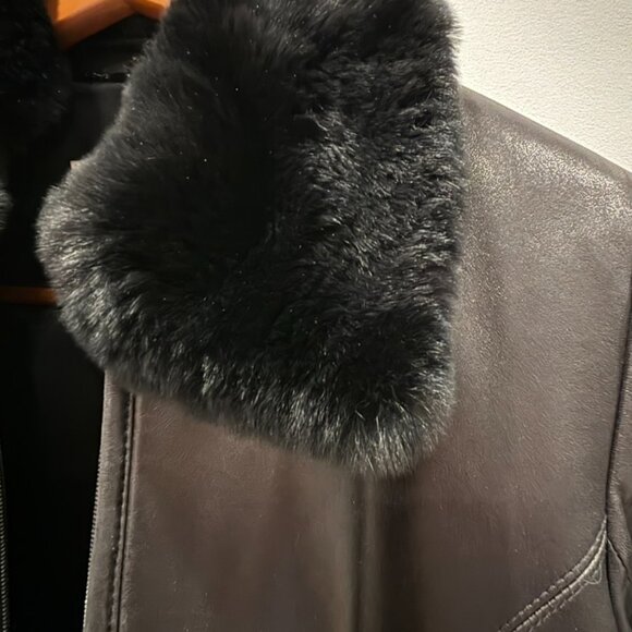 Calvin Klein Stylish Black Leather Jacket Short Coat Fur Collar Womens Small - Picture 12 of 14